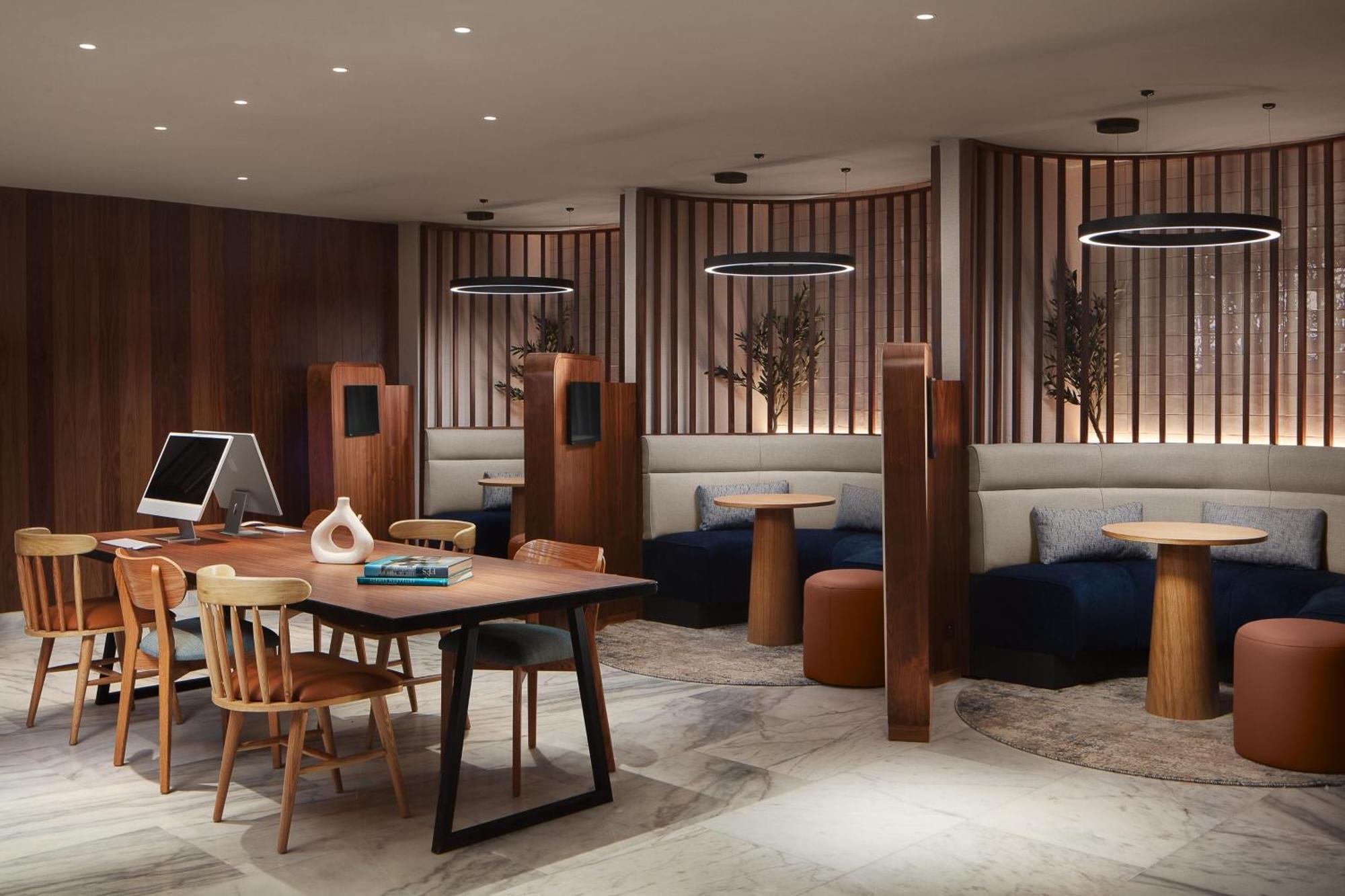Courtyard By Marriott Downtown 酒店 4*