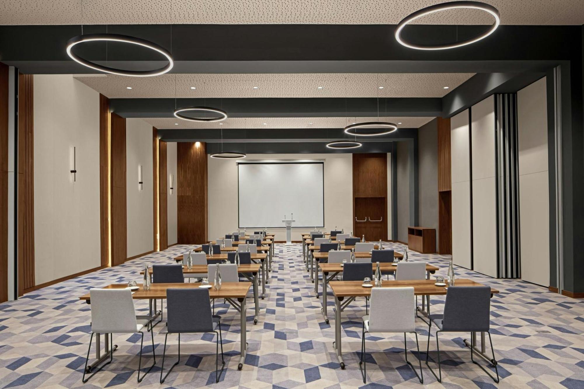 酒店 Courtyard By Marriott Downtown 卡萨布兰卡